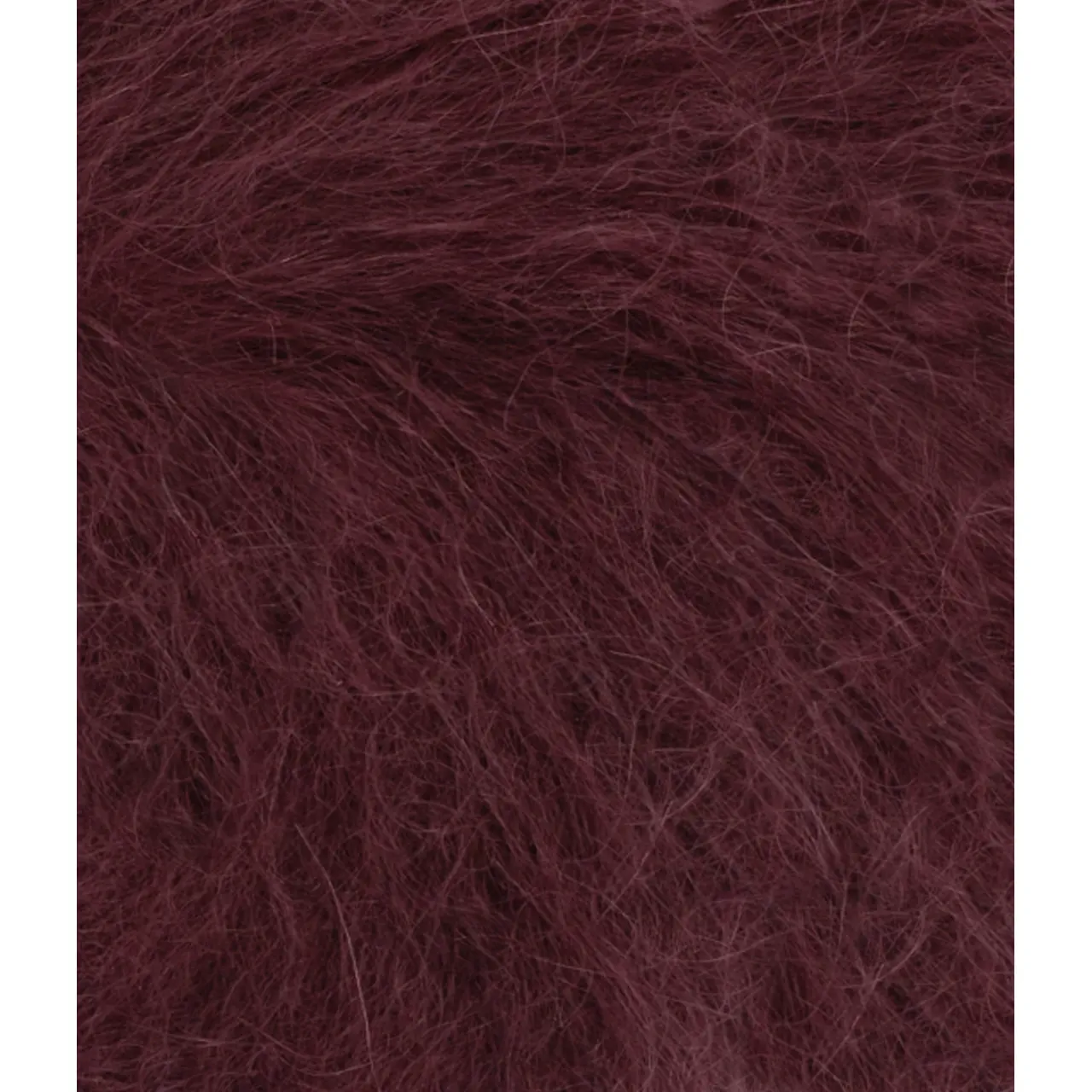 Ballerina Chunky Mohair 4372 Dyp Burgunder von Sandnes Garn. Wunderschön weich und flauschig wie eine Wolke.