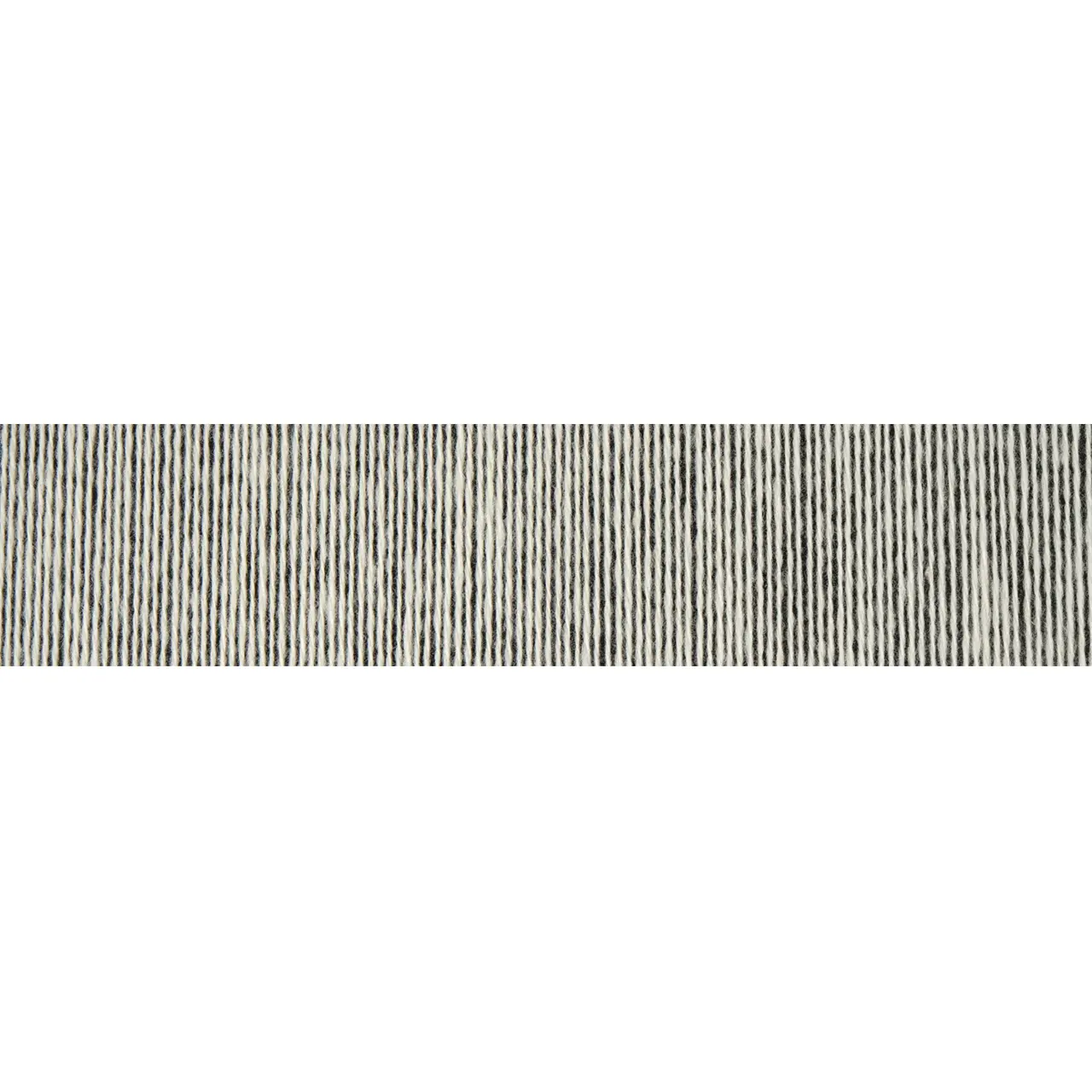 Seniorita 980 Natur von Schoppel. vielseitig einsetzbares Wollgarn volumig traditionell farbstarke Shadow colorits hergestellt im Streichgarnverfahren.