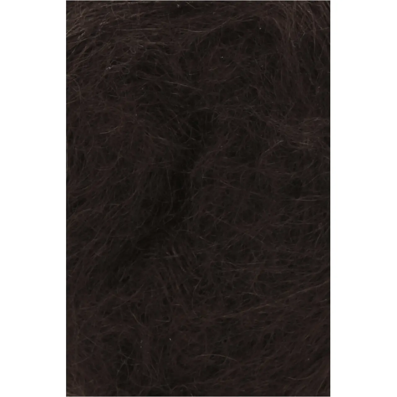 Lace 268 Espresso von Lang Yarns. Wir haben uns auf die Suche nach dem feinsten und schönsten Mohair begeben. In Südafrika haben wir die hochwertigste Qualität gefunden. Diese wird bestimmt durch die Feinheit (Durchmesser)