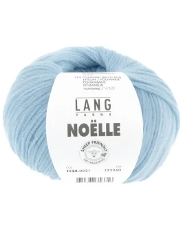 Noelle <br />21&nbsp;Hellblau