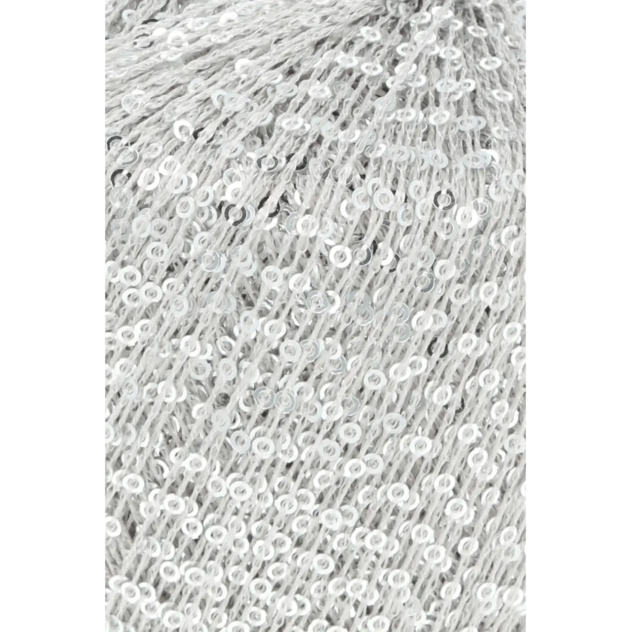 Paillettes 24 Hellgrau von Lang Yarns. Beilaufgarn mit Pailletten. Celebrate your style. Lasse Deiner Kreativität freien Lauf und kombiniere mit Deinem Lieblingsgarn.