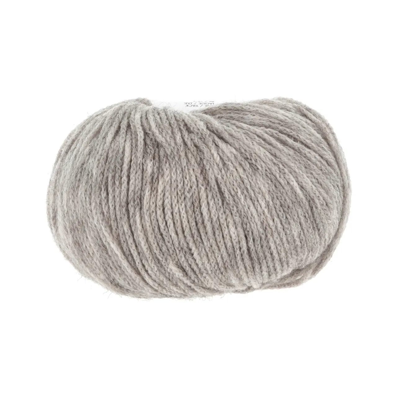 Nomad 24 Grau von Lang Yarns. Inspiriert durch die nomadischen Traditionen der Yak-Haltung sowie die mobile Natur und reiche Geschichte des Strickens und Häkelns verkörpert NOMAD den Geist von Bewegung und Kreativität. Genau wie Nomaden ihr Leben mit sich tragen können Sie als Strickerin und Häklerin NOMAD überallhin mitnehmen und zeitlose Stücke schaffen die von Tradition und Abenteuer erzählen.