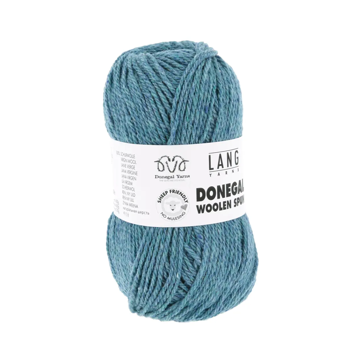 Donegal Woolen Spun 78 Türkis von Lang Yarns. Mit traditionellen Maschinen und Techniken in der Region Donegal in Irland hergestellt besticht DONEGAL WOOLEN SPUN durch seine einzigartig melierten Farbtöne. Das Garn wird als Streichgarn (woolen spun) gefertigt bei dem kürzere Wollfasern locker miteinander versponnen werden ohne zuvor vollständig gekämmt oder parallelisiert zu werden. Im Gegensatz zum Kammgarn