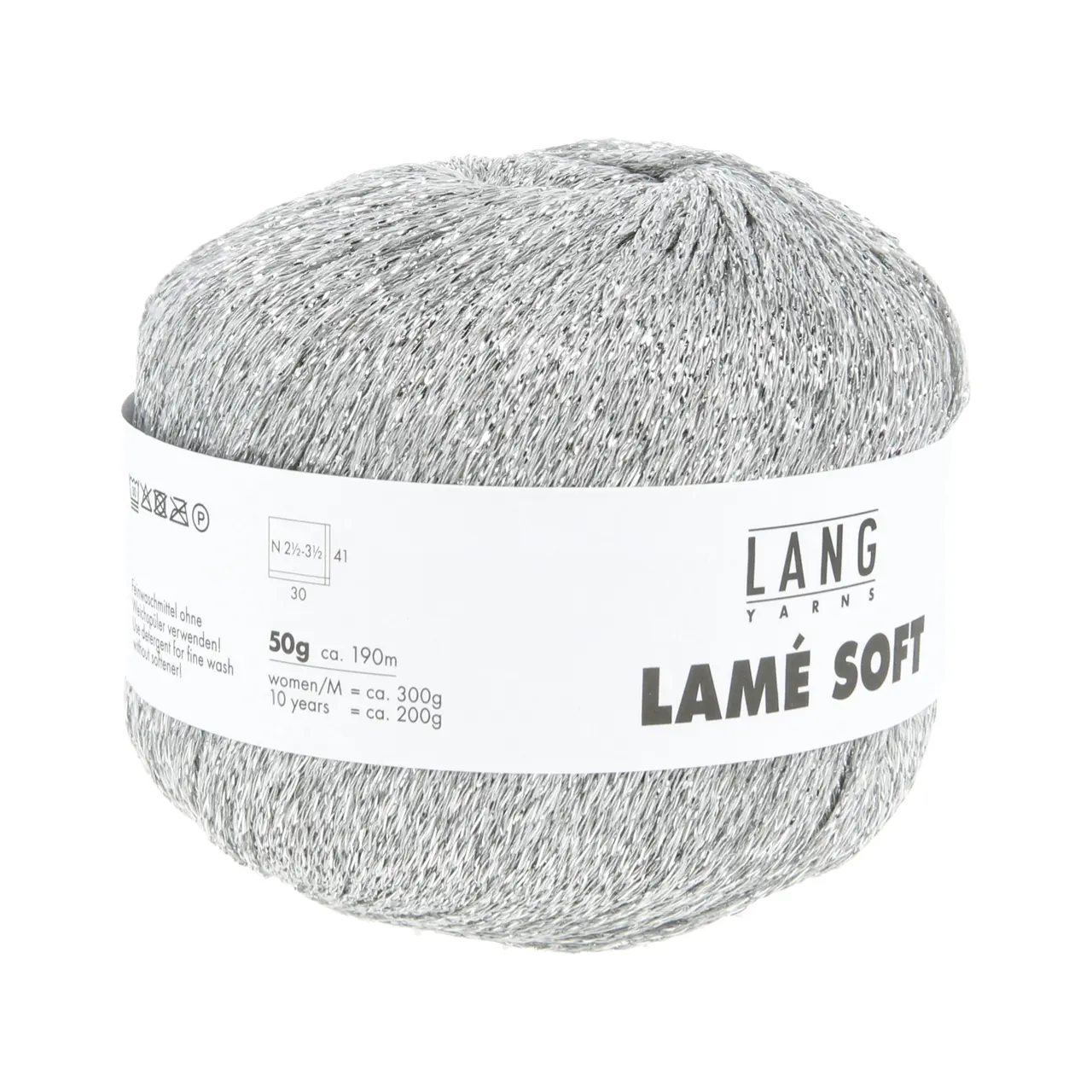 Lamé Soft 3 Hellgrau von Lang Yarns. LAMÉ SOFT ist ein hochwertiges Lamé-Garn auf Viskosebasis das sich durch eine weiche Haptik von herkömmlichen oft Polyamid basierten Lamé-Garnen abhebt. Es eignet sich perfekt als Beilaufgarn um elegante Akzente zu setzen oder all-over für ein strahlendes Highlight-Piece. Ideal für stilvolle Strickprojekte mit einem Hauch von Glamour.
