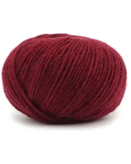 <span class="yarn-title">Cashmere 6/28</span> <span class="yarn-color">28 Rubin</span>