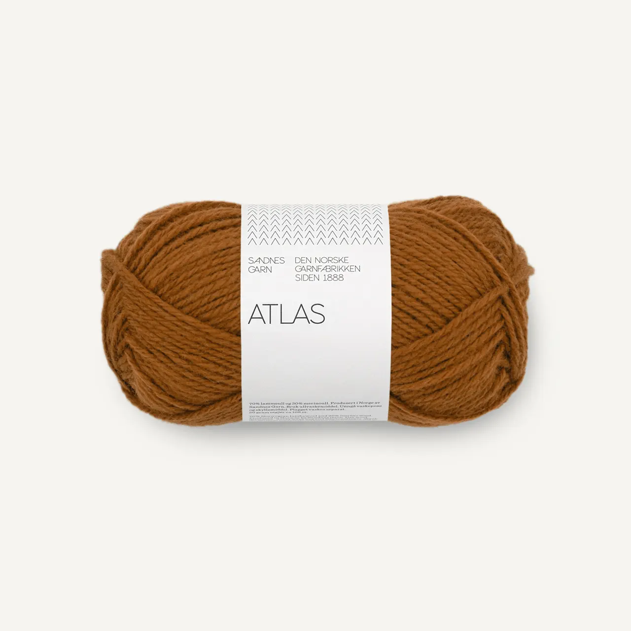 Atlas 2573 Monk´s Robe von Sandnes Garn. Ein wunderbar vielseitiges hochwertiges Wollgarn. Klassisch gemütlich und gleichzeitig modern. Die Kombination aus 70% norwegischer Lammwolle und 30 % Merinowolle macht es sowohl warm und robust als auch weich und angenehm auf der Haut. Trotz seines Volumens ist Atlas relativ leicht und lässt sich gut verarbeiten. Ideal für Pullover Cardigans Jacken oder warme Accessoires.