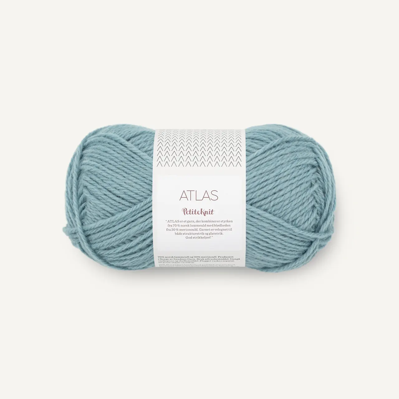Atlas PetiteKnit 6351 September Sky von Sandnes Garn. Ein wunderbar vielseitiges hochwertiges Wollgarn. Klassisch gemütlich und gleichzeitig modern. Die Kombination aus 70% norwegischer Lammwolle und 30 % Merinowolle macht es sowohl warm und robust als auch weich und angenehm auf der Haut. Trotz seines Volumens ist Atlas PetiteKnit relativ leicht und lässt sich gut verarbeiten. Ideal für Pullover Cardigans Jacken oder warme Accessoires in modernen trendigen Farben.