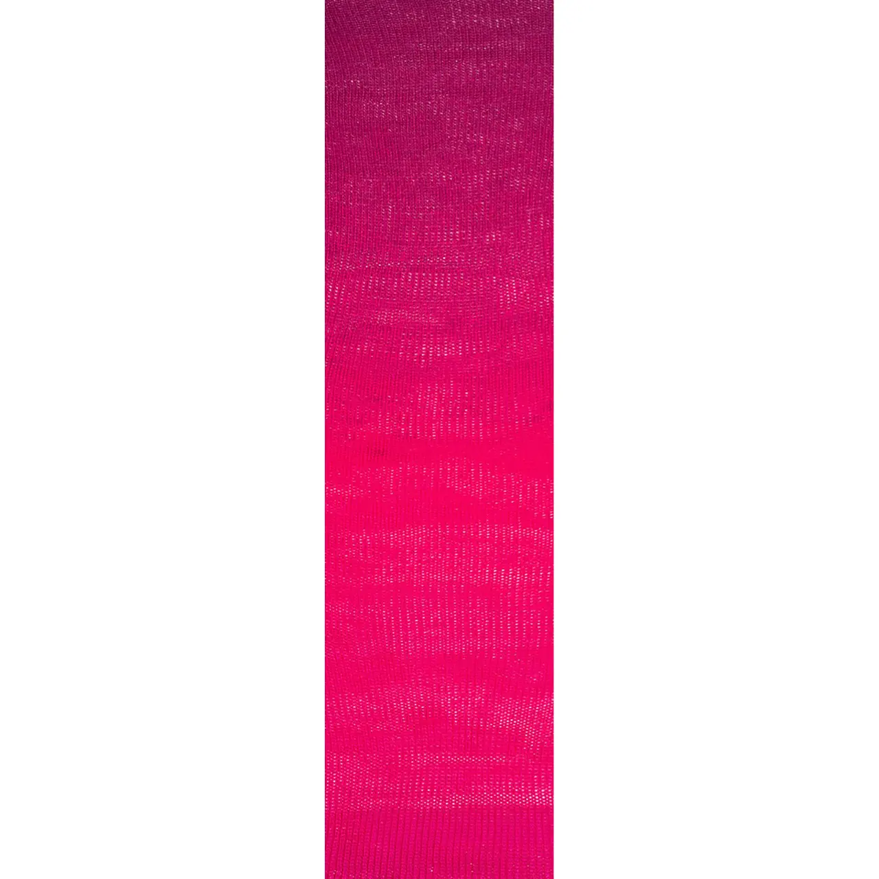 Poema 710 Neon Pink von Laines Du Nord. 100% mulesing-freie Wolle für ein Garn dessen Farben sich in einer perfekten Sequenz zu einem Dégradé-Effekt verbinden.