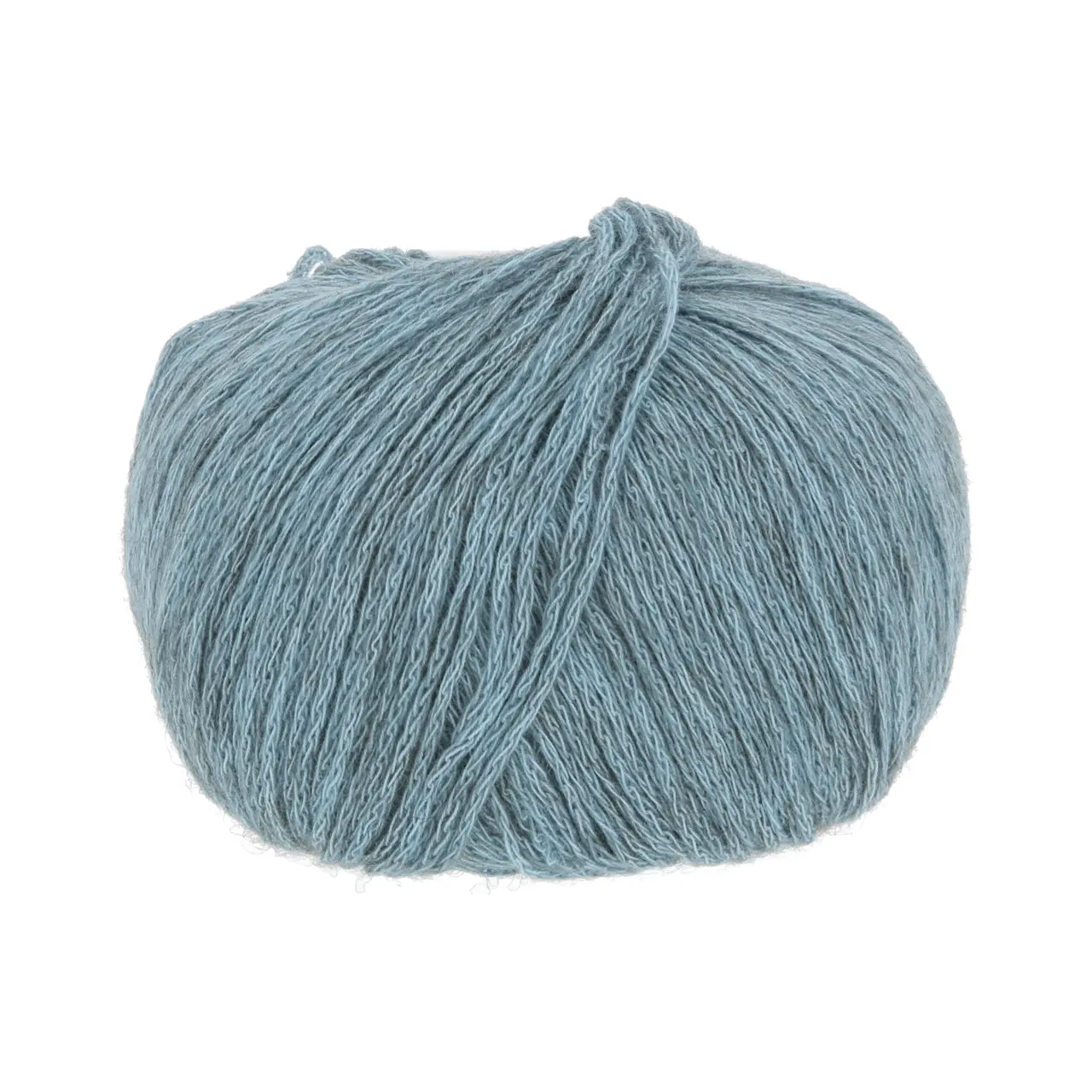 Vaya 20 Hellblau von Lang Yarns. Eine Portion Sommer ein bisschen Winter und eine Prise Luxus – In VAYA haben wir das Beste von allem was wir am Stricken und Häkeln lieben in einem Wollknäuel vereint. Verarbeiten Sie dieses luftige Garn aus Baumwolle Merino und Yak zu den perfekten Kleidungsstücken für die Zwischensaison welche Sie hegen und pflegen werden. Damit die Farbe schön und gleichmäßig wird empfehlen wir mit zwei Wollknäueln abwechselnd zu arbeiten.