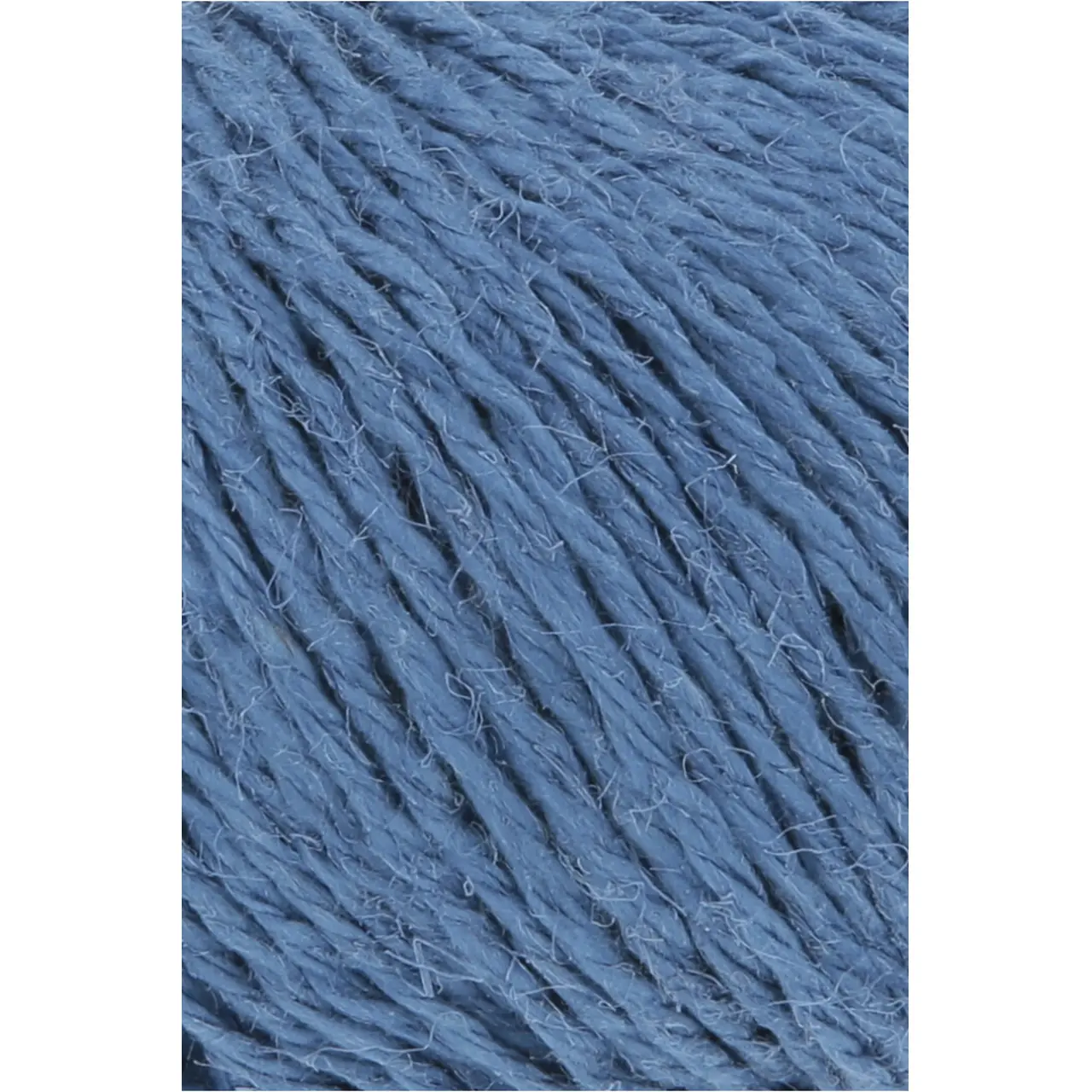 Ananas+ 6 Blau von Lang Yarns. ANANAS+ ist die dickere Variante unseres Garns aus Ananasfasern. Es eignet sich perfekt für Wohnaccessoires und dekorative Projekte die eine gute Formstabilität erfordern.