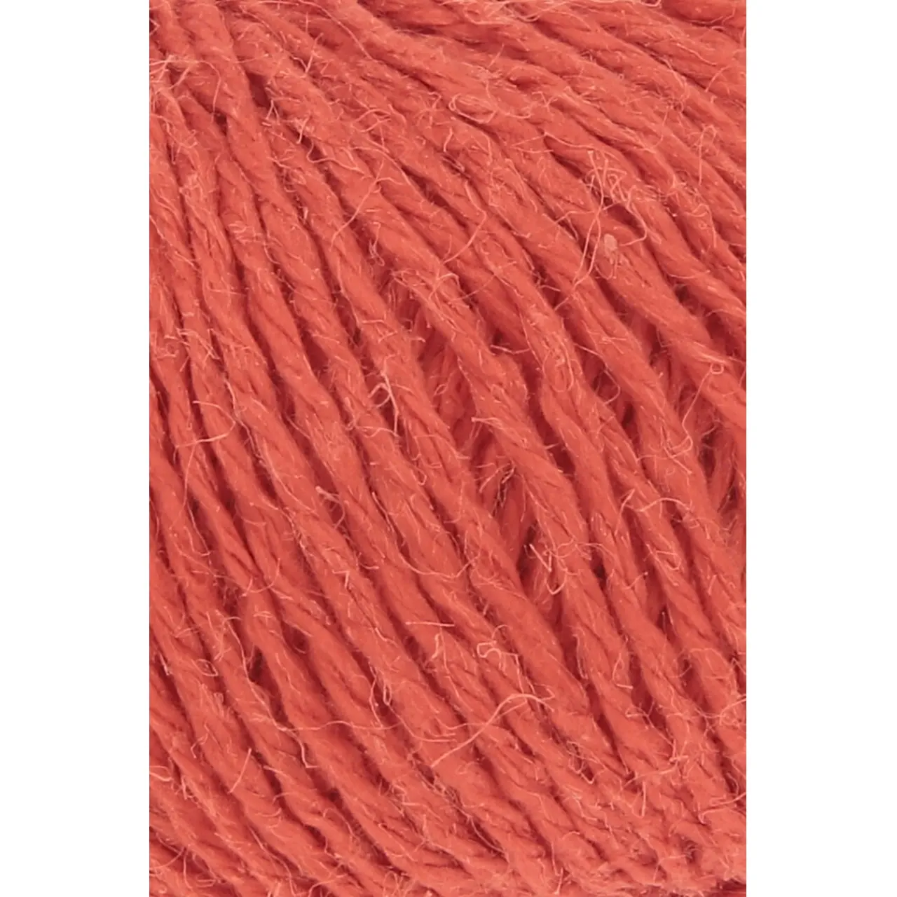 Ananas+ 61 Tomate von Lang Yarns. ANANAS+ ist die dickere Variante unseres Garns aus Ananasfasern. Es eignet sich perfekt für Wohnaccessoires und dekorative Projekte die eine gute Formstabilität erfordern.