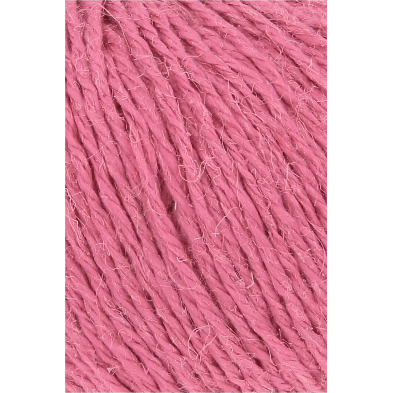 Ananas+ 65 Pink von Lang Yarns. ANANAS+ ist die dickere Variante unseres Garns aus Ananasfasern. Es eignet sich perfekt für Wohnaccessoires und dekorative Projekte die eine gute Formstabilität erfordern.