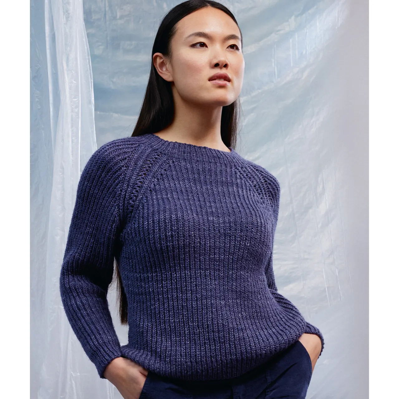 Lang Yarns Magazin Fatto a Mano 286 Herbst-Winter 2025-26 mit vielen tollen Ideen - Model 8