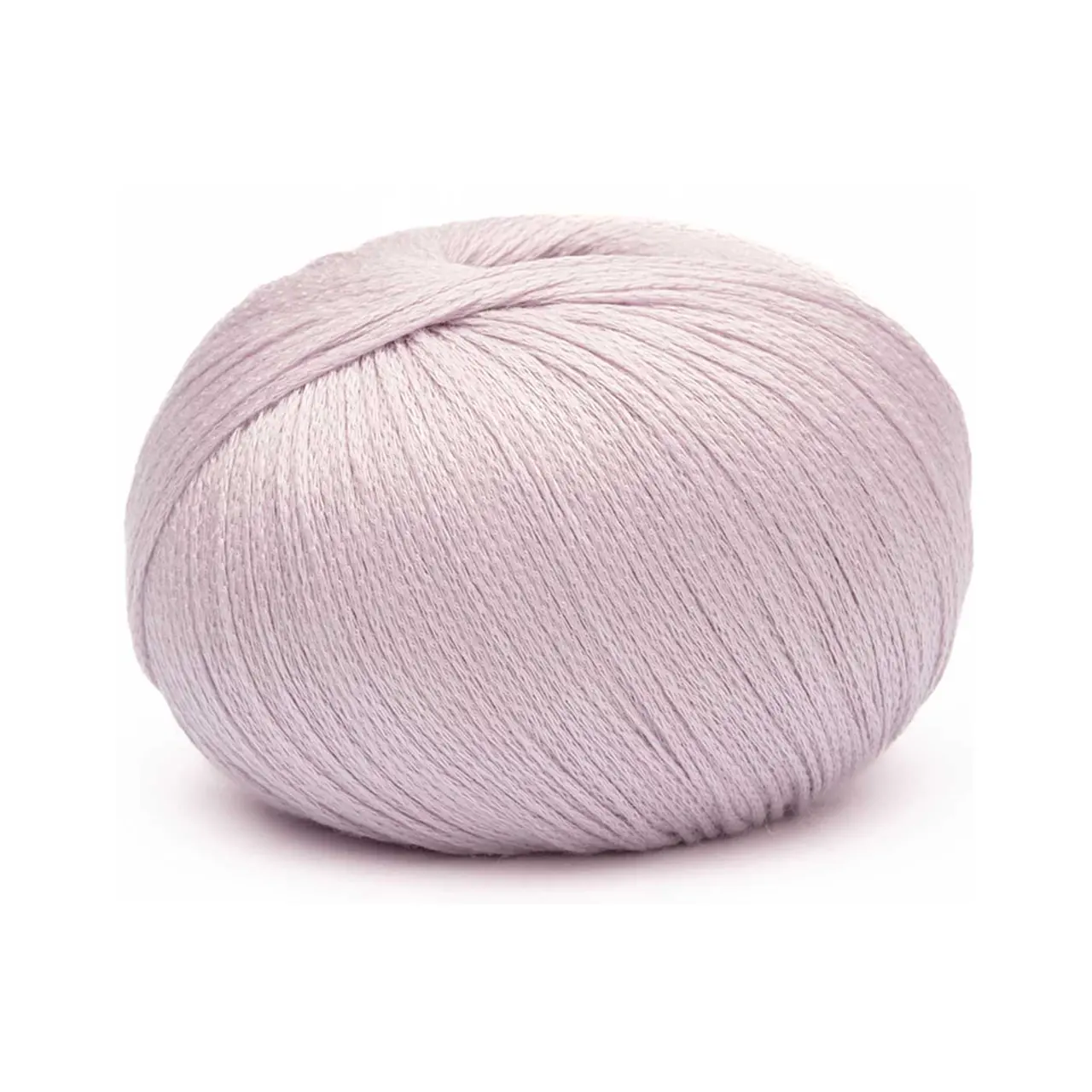 Arctic Pearl 23 Seerose von Pascuali. Ein wirklich einzigartiges Naturgarn - das einzige vegane Garn seiner Art. Es vereint Schönheit und Nachhaltigkeit und bietet Vorteile für Haut und Körper. Arctic Pearl umhüllt deine Haut mit Luxus und bewegt sich im Einklang mit der Erde - die perfekte Wahl für alle die Wert auf Ästhetik und Nachhaltigkeit legen.