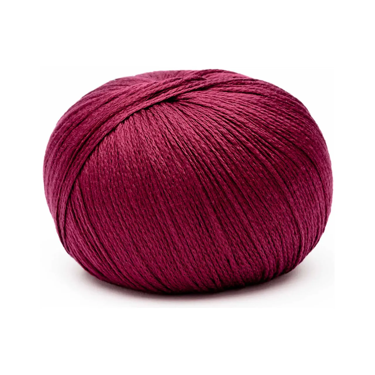 Arctic Pearl 26 Bordeaux von Pascuali. Ein wirklich einzigartiges Naturgarn - das einzige vegane Garn seiner Art. Es vereint Schönheit und Nachhaltigkeit und bietet Vorteile für Haut und Körper. Arctic Pearl umhüllt deine Haut mit Luxus und bewegt sich im Einklang mit der Erde - die perfekte Wahl für alle die Wert auf Ästhetik und Nachhaltigkeit legen.