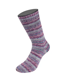 <span class="yarn-title">Meilenweit 100 Merino Extrafine Mountain</span> <span class="yarn-color">7604 Hell-/<wbr>Dunkelgrau/<wbr>Fuchsia/<wbr>Rosa/<wbr>Jeansblau Gestreift</span>