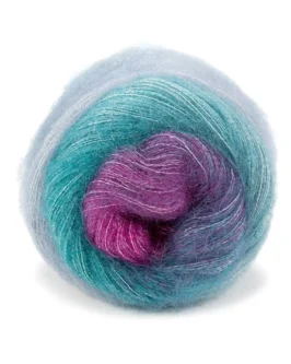 <span class="yarn-title">Poema Mohair</span> <span class="yarn-color">7 Magenta/<wbr>Türkis/<wbr>Jeansblau</span>