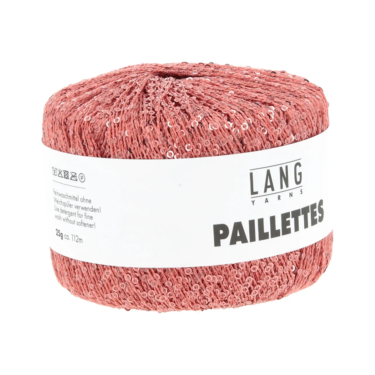 Paillettes 128 Koralle von Lang Yarns. Dieses Garn mit feinen Pailletten lässt sich angenehm verarbeiten und ist vielseitig einsetzbar. Besonders gut eignet es sich als Beilaufgarn etwa zusammen mit einem zarten Seiden-Mohair-Faden oder auch in Kombination mit Garnen wie Merino oder Alpaka. Dadurch ist das Garn ideal für Tücher und Schals die direkt auf der Haut getragen werden. Die kleinen Pailletten fallen beim Tragen kaum auf und sorgen dennoch für einen dezenten Glanz.