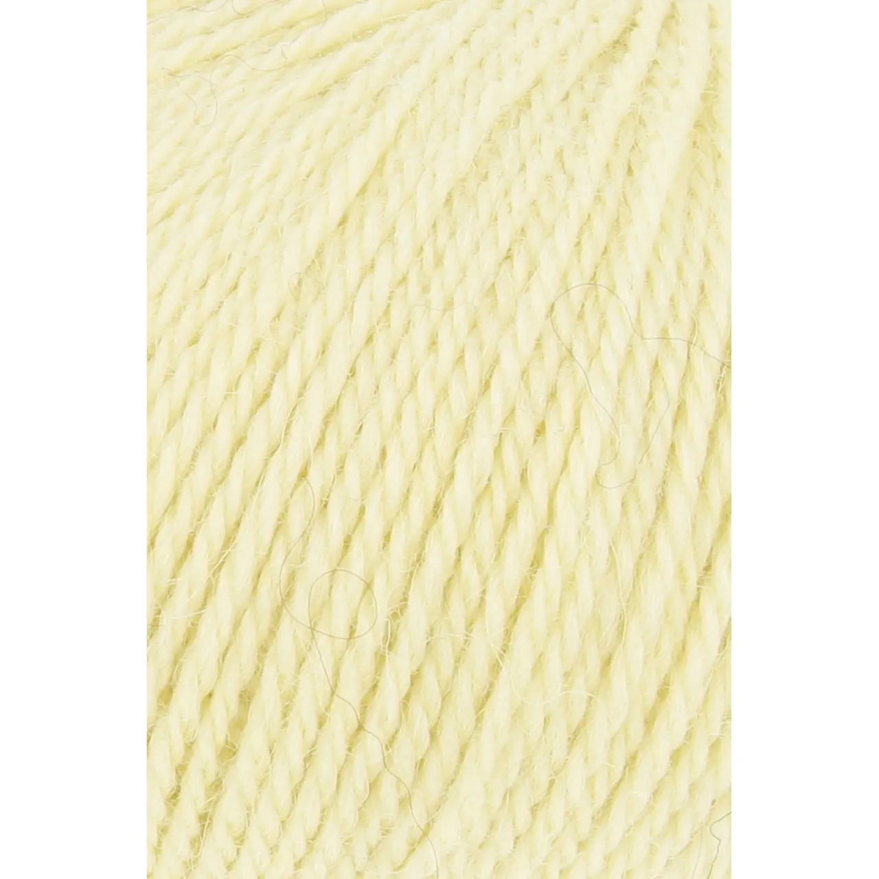 Baby Alpaca 12 Baby Gelb von Lang Yarns. Feinstes Baby Alpaca — eine Traumfaser in ungefärbten Naturmélangetönen und aktuellen Modefarben — der pure Luxus. Easywash ist eine enzymatische Behandlung der Alpakafasern welche komplett auf den Einsatz von umweltschädigenden Chemikalien verzichtet. Easywash ist Bluesign Reach und OEKO-TEX*zertifiziert. * Zertifikatsnummer