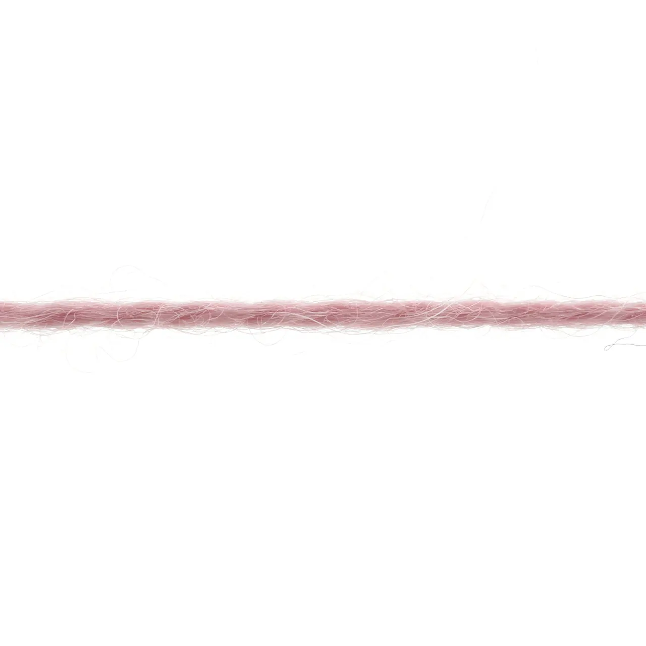 Baby Alpaca 119 Flamingo von Lang Yarns. Feinstes Baby Alpaca — eine Traumfaser in ungefärbten Naturmélangetönen und aktuellen Modefarben — der pure Luxus. Easywash ist eine enzymatische Behandlung der Alpakafasern welche komplett auf den Einsatz von umweltschädigenden Chemikalien verzichtet. Easywash ist Bluesign Reach und OEKO-TEX*zertifiziert. * Zertifikatsnummer