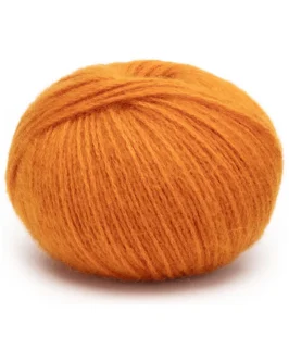<span class="yarn-title">Cashmere 6/28</span> <span class="yarn-color">93 Rost</span>