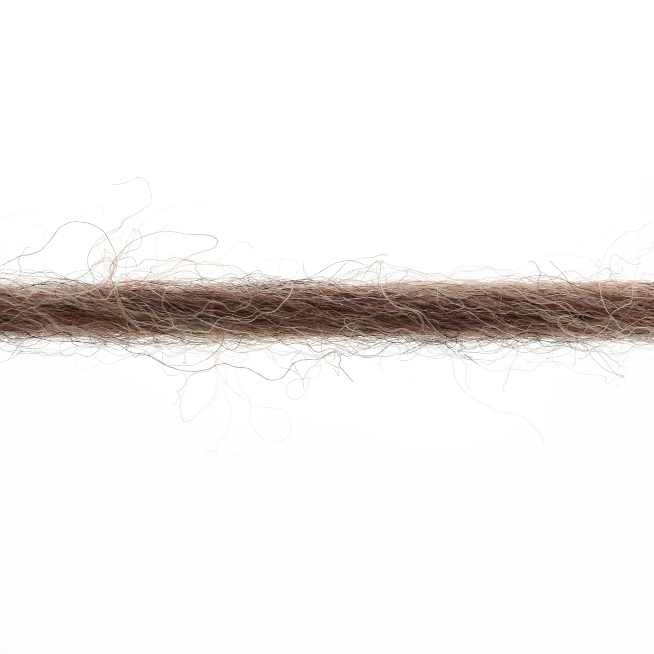 Naturalis 96 Hellbraun von Lang Yarns. NATURALIS erzählt von der stillen Schönheit natürlicher Farben. In einem 100 % pflanzenbasierten Färbeprozess entfalten ausgewählte Kräuter Wurzeln und Rinden ihre feinen Nuancen und schenken dem Garn eine lebendige Tiefe. Jede Farbe ist ein Zusammenspiel aus Zeit Erfahrung und Natur - ruhig authentisch und einzigartig.
